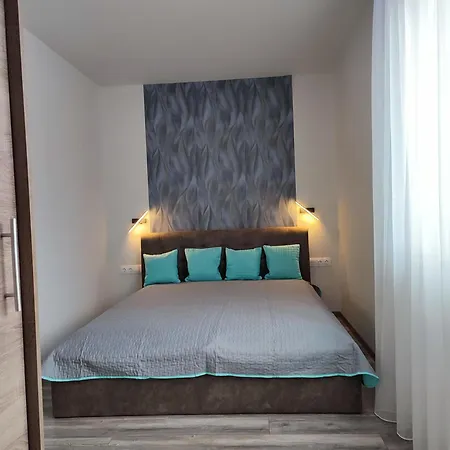 Gamma Es Jakuzzi * Mişcolţ