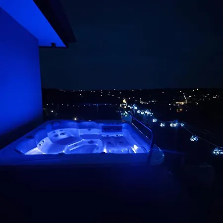Gamma Es Jakuzzi * Miskolc