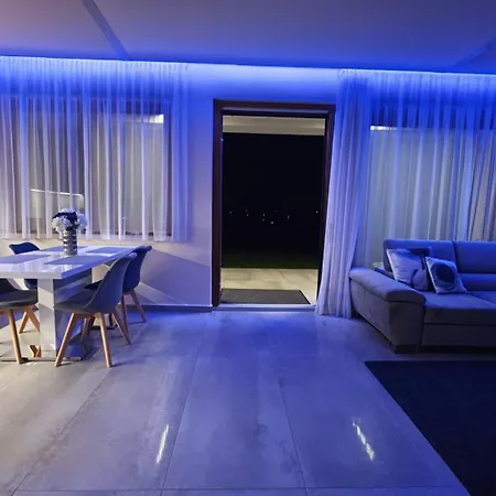 Gamma Es Jakuzzi *