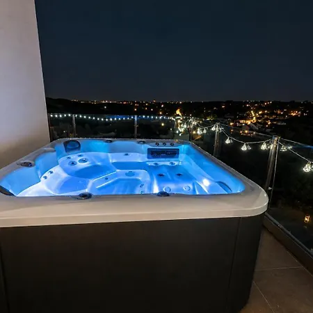 Gamma Es Jakuzzi 미슈콜츠
