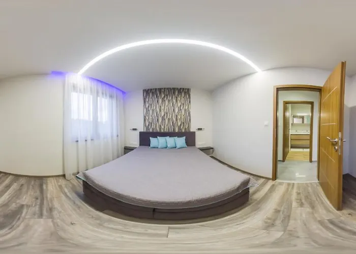 Gamma Es Jakuzzi * 미슈콜츠