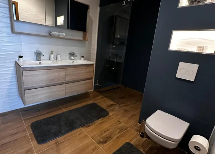 Gamma Es Jakuzzi 아파트 *